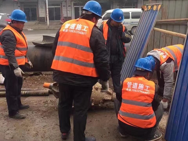 过路拉管施工